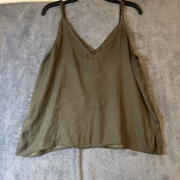 Cleo + Wolf Women's Faux Button VNeck Tank Top Olive Green Festival Flowy Size L - Picture 3 of 10